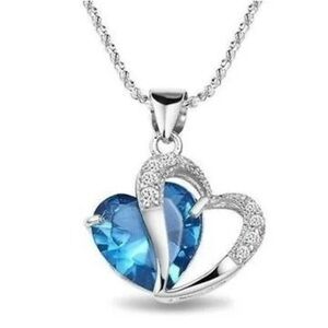 𝅺double Hearts Pendant and Necklace in Blue
